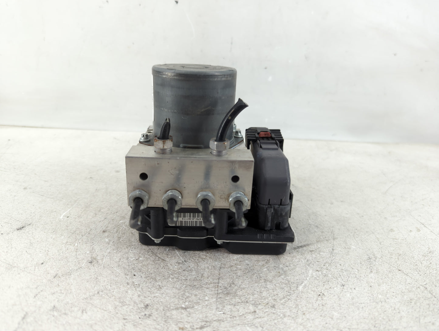 2012-2015 Chevrolet Camaro ABS Pump Control Module Replacement P/N:22914251 Fits Fits 2012 2013 2014 2015 OEM Used Auto Part