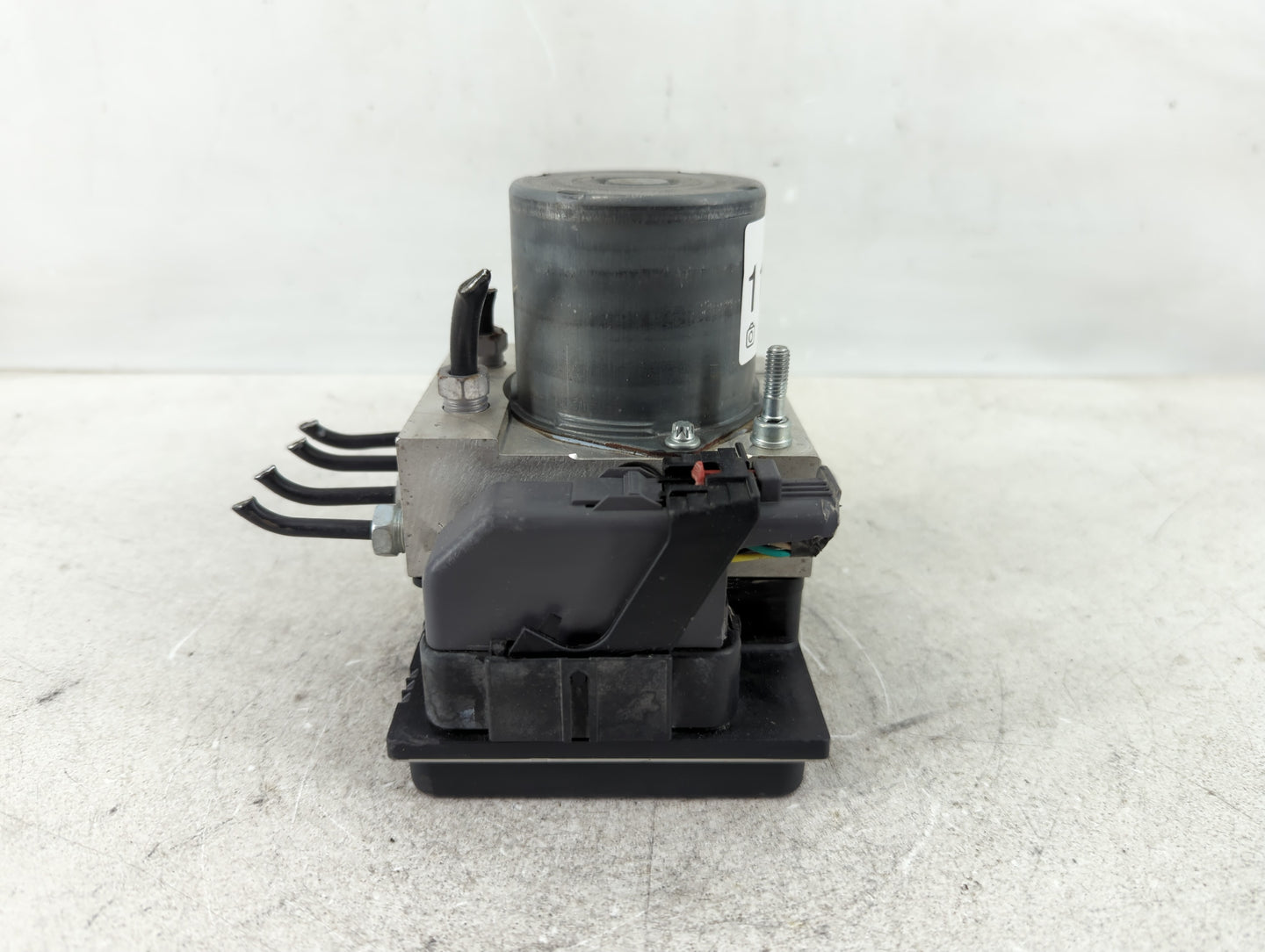 2012-2015 Chevrolet Camaro ABS Pump Control Module Replacement P/N:22914251 Fits Fits 2012 2013 2014 2015 OEM Used Auto Part