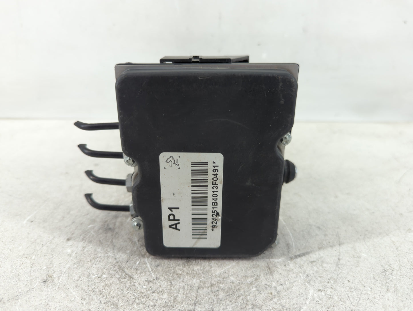 2012-2015 Chevrolet Camaro ABS Pump Control Module Replacement P/N:22914251 Fits Fits 2012 2013 2014 2015 OEM Used Auto Part