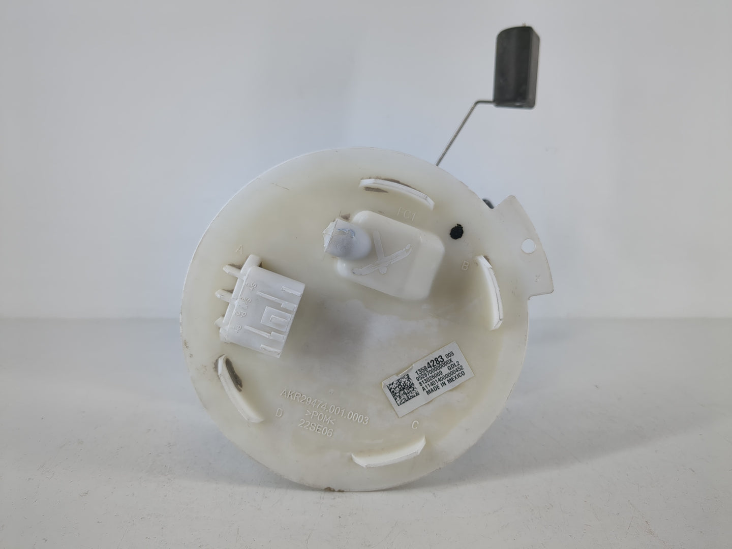 2010-2015 Chevrolet Camaro Electrical Gas Fuel Pump Assembly - Oemusedautoparts1.com