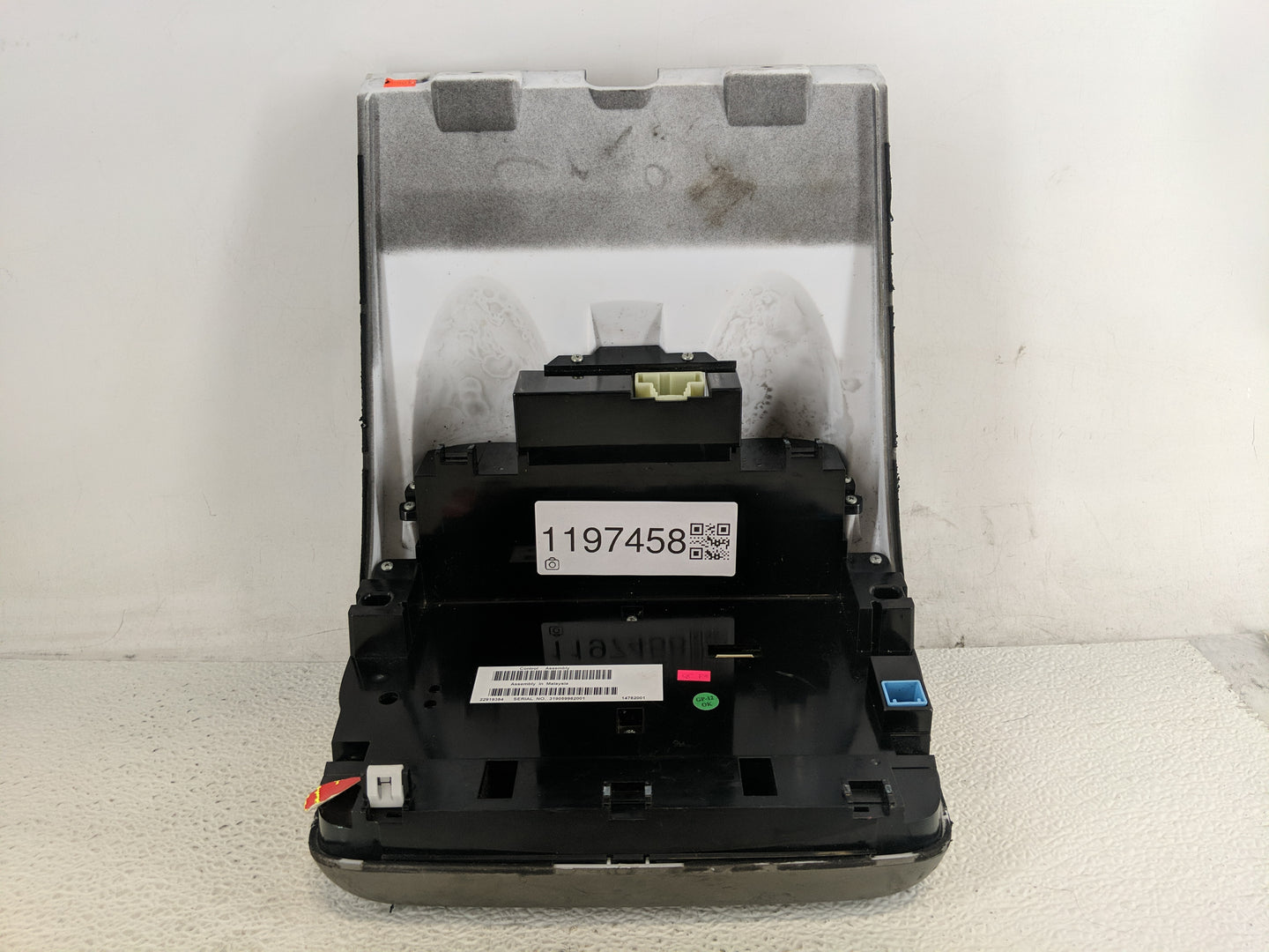 2013-2015 Chevrolet Camaro Radio AM FM Cd Player Receiver Replacement P/N:23286601 23178061, 22919384 Fits Fits 2013 2014 20
