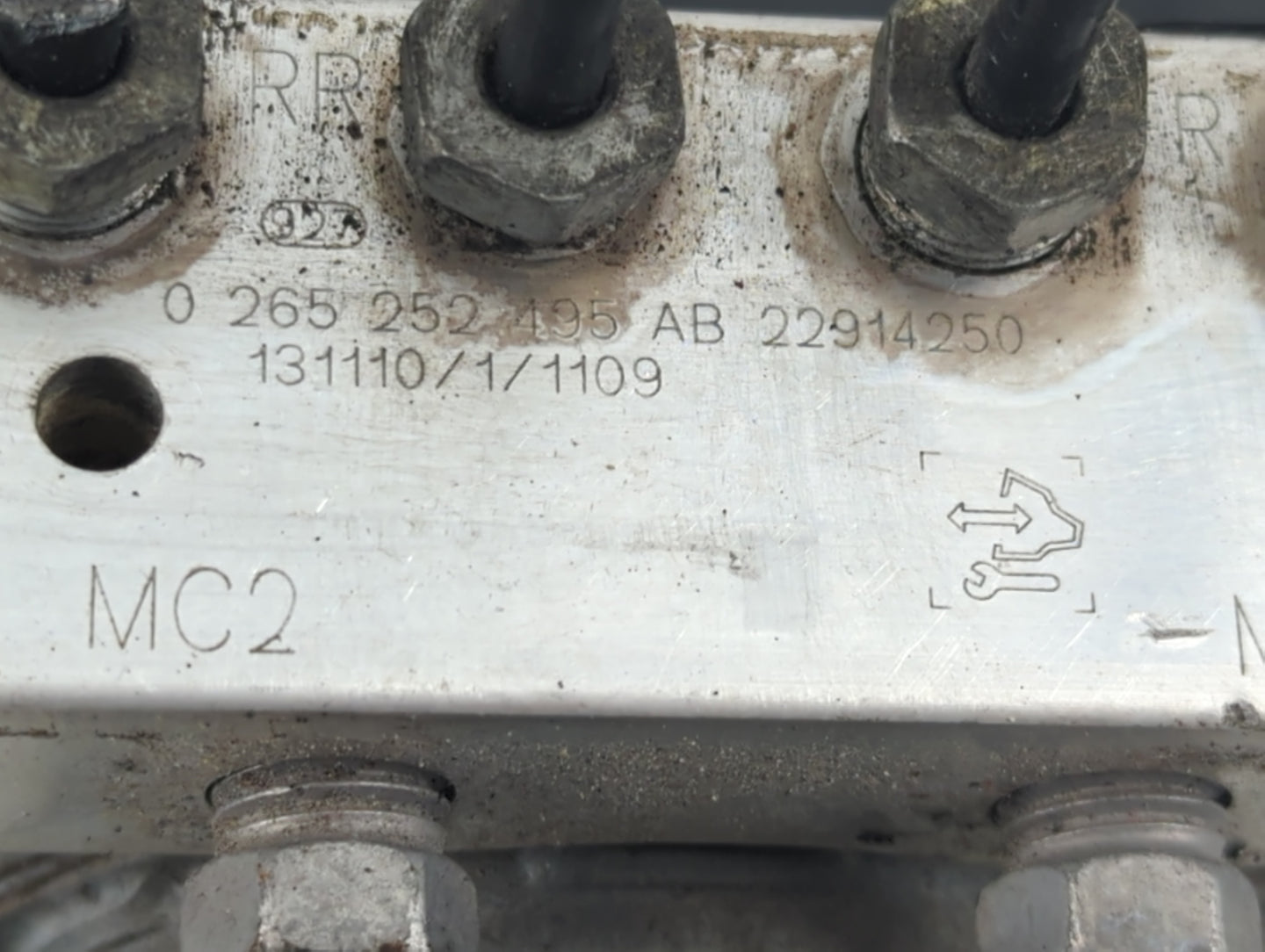 2012-2015 Chevrolet Camaro ABS Pump Control Module Replacement P/N:0 265 252 495 Fits Fits 2012 2013 2014 2015 OEM Used Auto