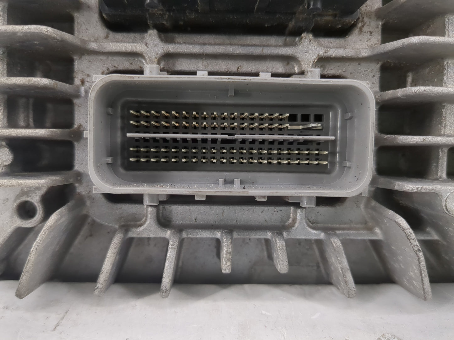 2013-2015 Chevrolet Camaro PCM Engine Control Computer ECU ECM PCU OEM Fits Fits 2013 2014 2015 2016 OEM Used Auto Parts - O