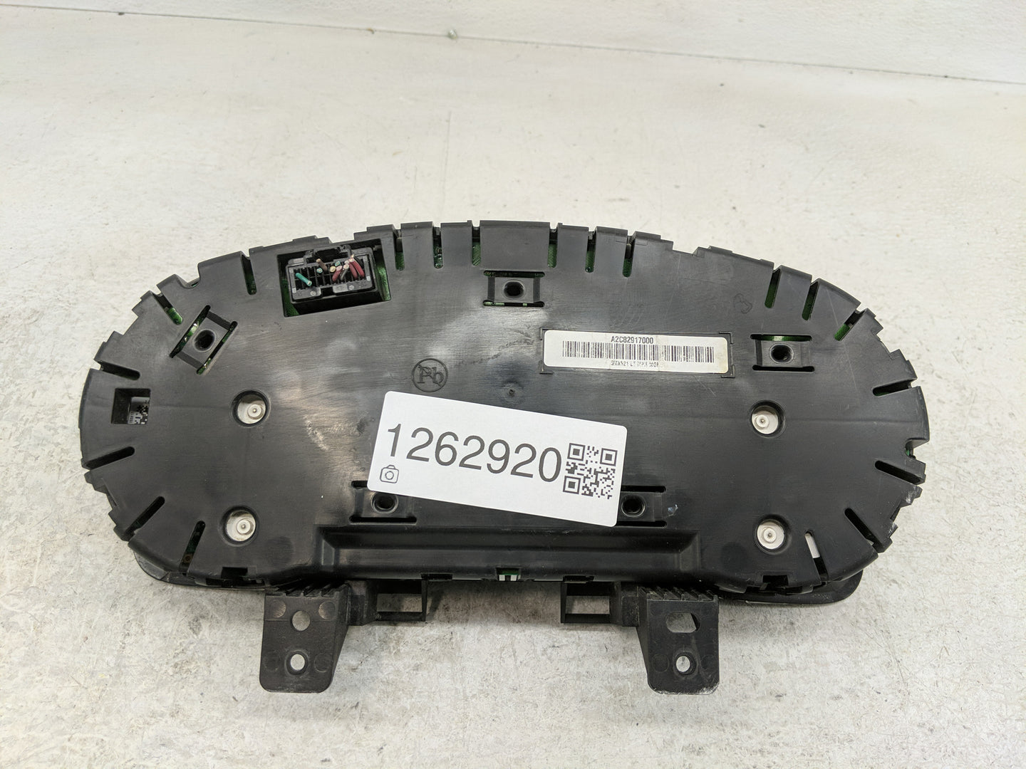 2014 Chevrolet Camaro Instrument Cluster Speedometer Gauges Fits OEM Used Auto Parts - Oemusedautoparts1.com