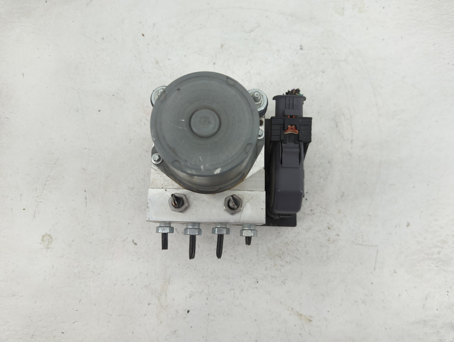 2012-2015 Chevrolet Camaro ABS Pump Control Module Replacement P/N:0 265 252 493 Fits Fits 2012 2013 2014 2015 OEM Used Auto
