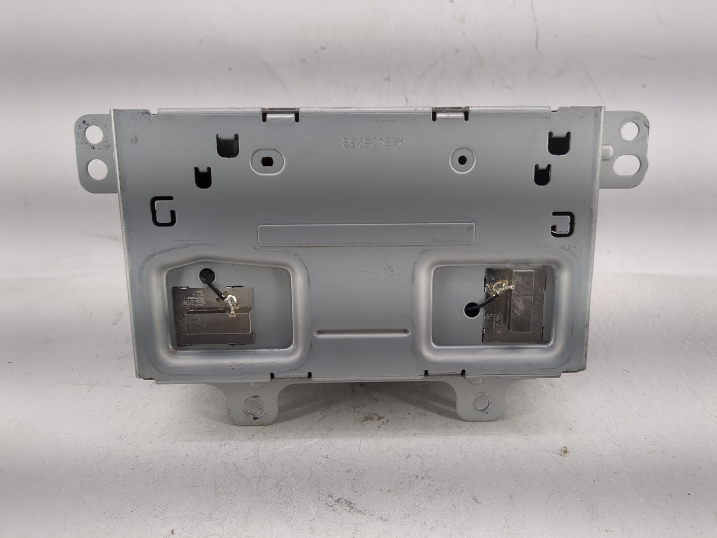 2014-2015 Chevrolet Camaro Radio AM FM Cd Player Receiver Replacement P/N:23447568 Fits Fits 2014 2015 2016 2017 OEM Used Au