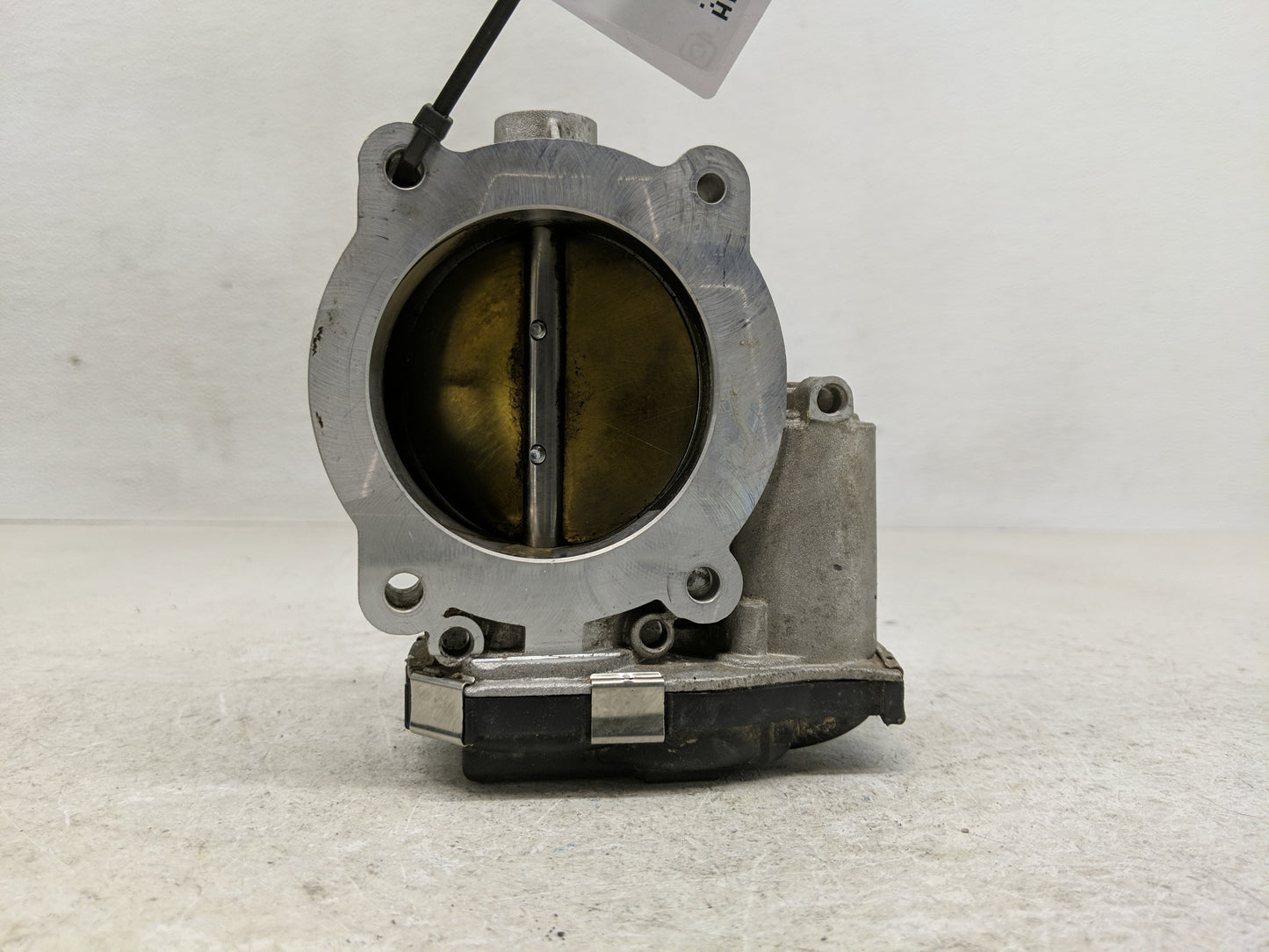 2012-2015 Chevrolet Camaro Throttle Body P/N:2070 K4238 Fits Fits 2012 2013 2014 2015 2016 2017 2018 2019 2020 2021 2022 OEM