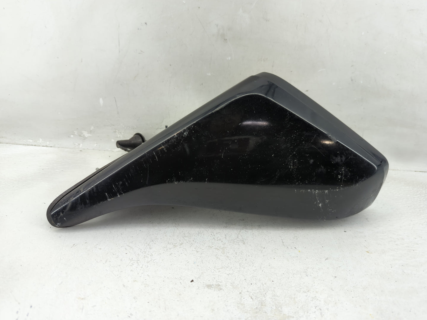2010-2015 Chevrolet Camaro Driver Side View Mirror - Left Door Mirror OEM Used - Oemusedautoparts1.com