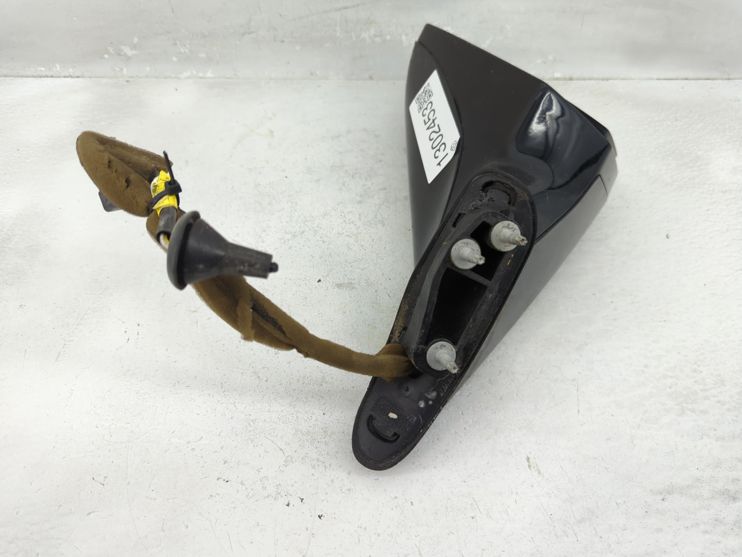 2010-2015 Chevrolet Camaro Driver Side View Mirror - Left Door Mirror OEM Used - Oemusedautoparts1.com