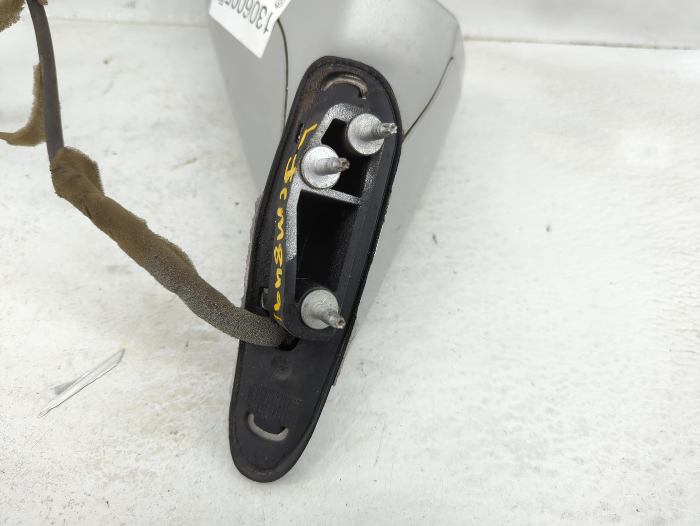 2010-2015 Chevrolet Camaro Driver Side View Mirror - Left Door Mirror OEM Used - Oemusedautoparts1.com
