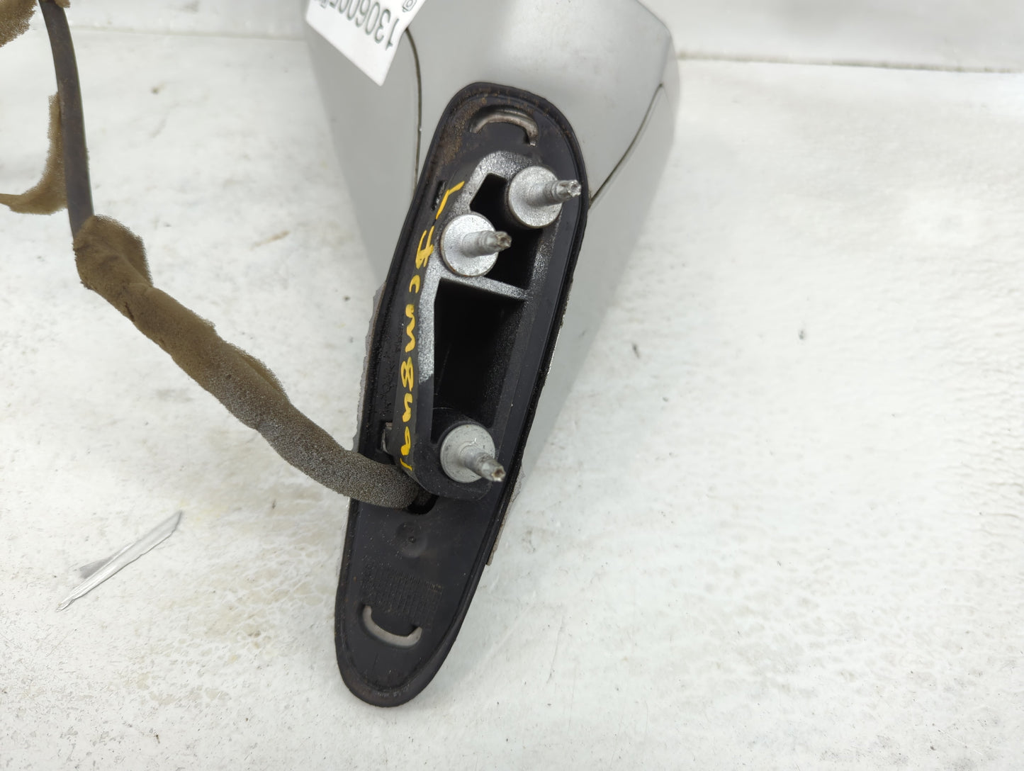 2010-2015 Chevrolet Camaro Driver Side View Mirror - Left Door Mirror OEM Used - Oemusedautoparts1.com