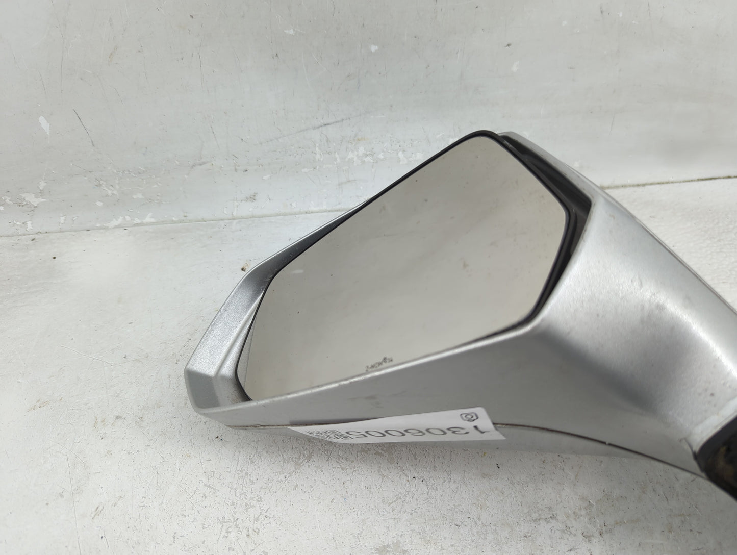 2010-2015 Chevrolet Camaro Driver Side View Mirror - Left Door Mirror OEM Used - Oemusedautoparts1.com