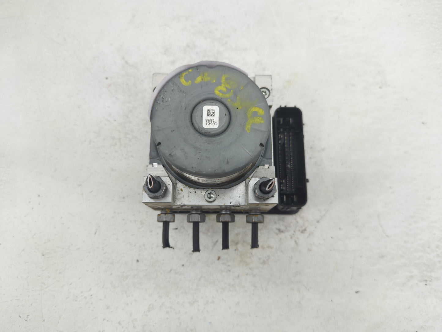 2012-2015 Chevrolet Camaro ABS Pump Control Module Replacement P/N:KG9C-2B373-LD Fits Fits 2012 2013 2014 2015 OEM Used Auto