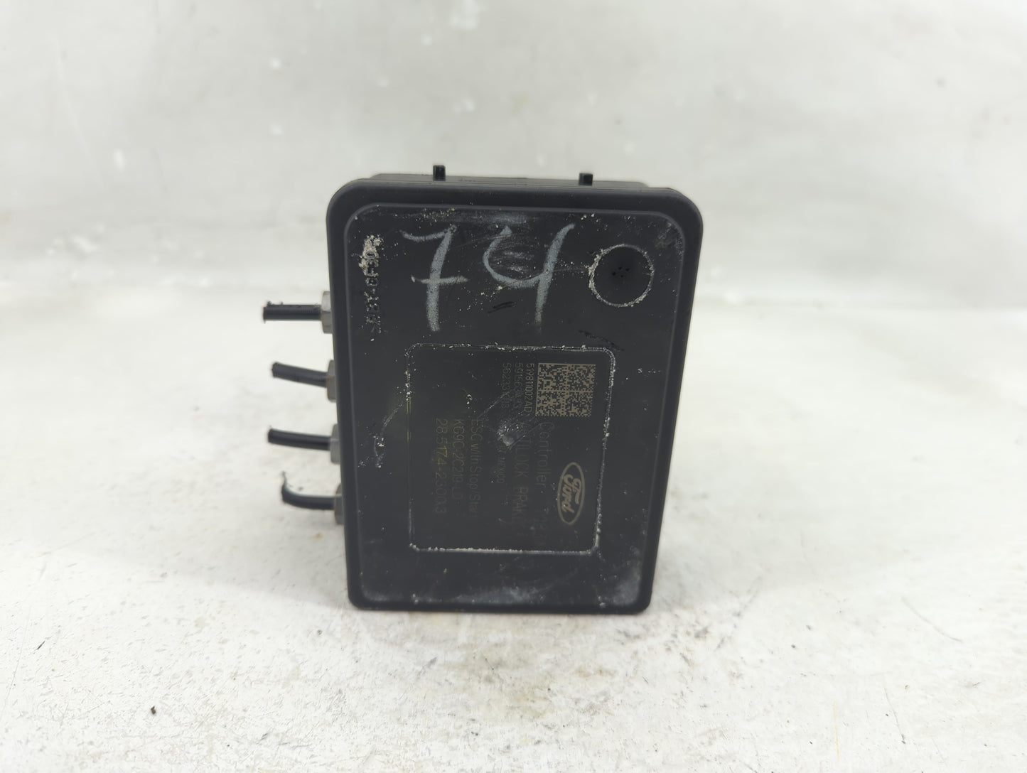 2012-2015 Chevrolet Camaro ABS Pump Control Module Replacement P/N:KG9C-2B373-LD Fits Fits 2012 2013 2014 2015 OEM Used Auto