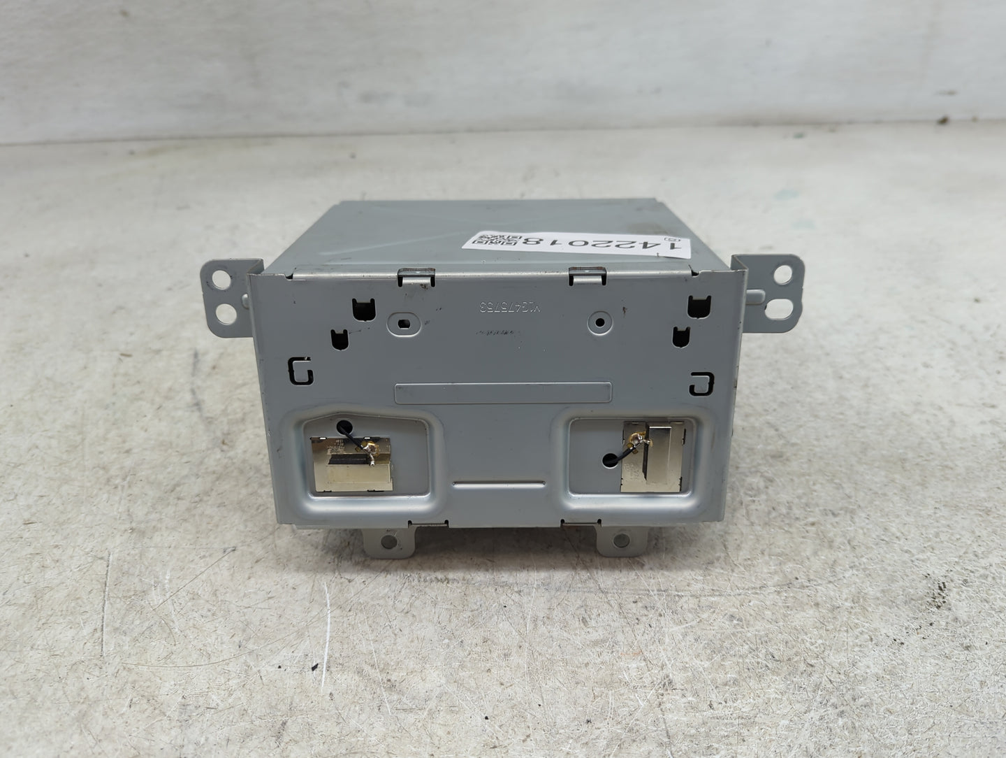 2014-2015 Chevrolet Camaro Radio AM FM Cd Player Receiver Replacement P/N:22342274 GA-130-COLR-NS Fits Fits 2014 2015 2016 2