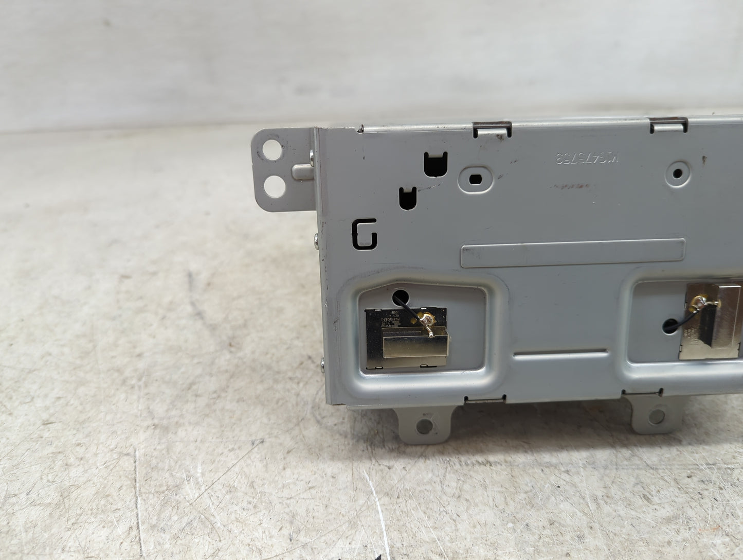 2014-2015 Chevrolet Camaro Radio AM FM Cd Player Receiver Replacement P/N:22342274 GA-130-COLR-NS Fits Fits 2014 2015 2016 2
