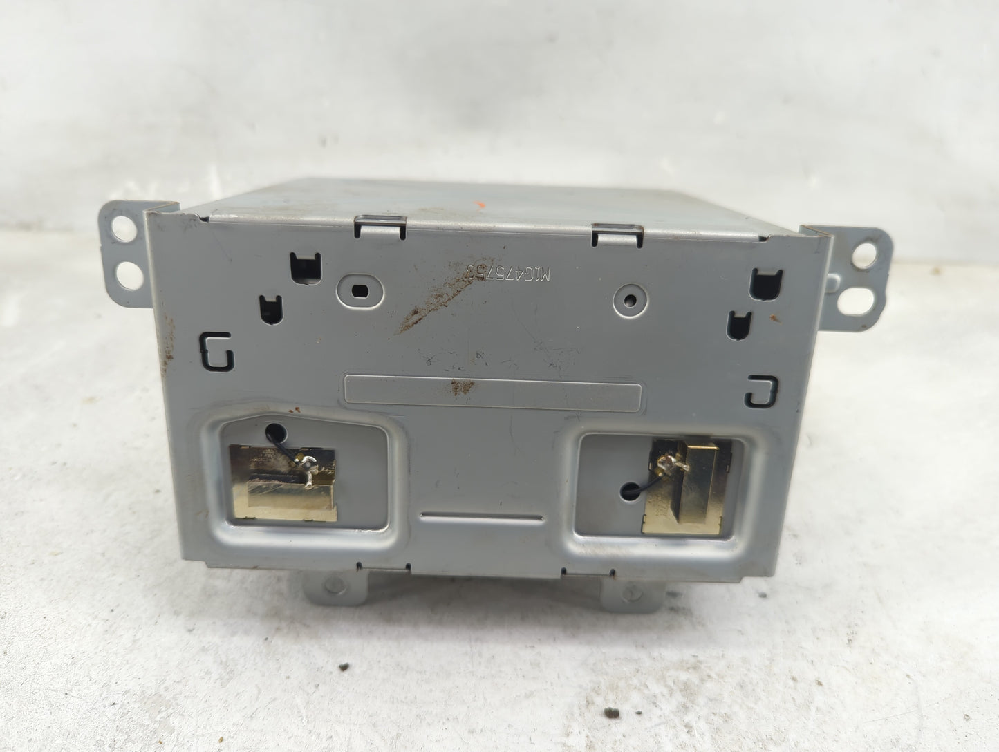 2014 Chevrolet Camaro Radio AM FM Cd Player Receiver Replacement P/N:23184130 Fits Fits 2016 OEM Used Auto Parts - Oemusedau