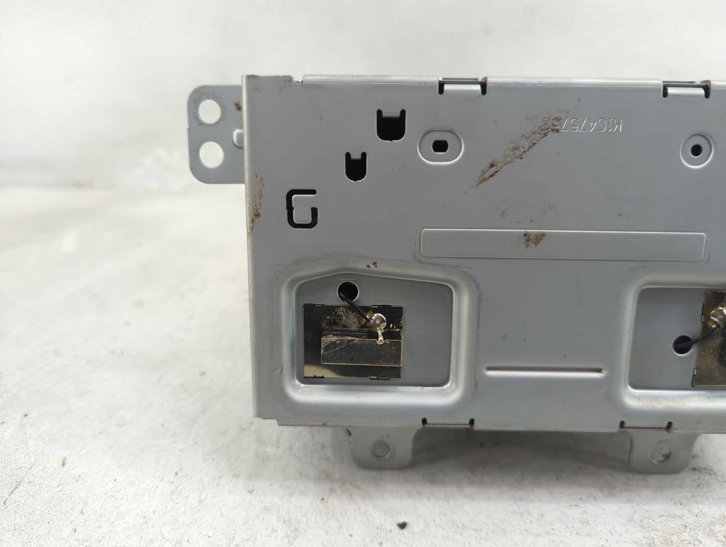 2014 Chevrolet Camaro Radio AM FM Cd Player Receiver Replacement P/N:23184130 Fits Fits 2016 OEM Used Auto Parts - Oemusedau