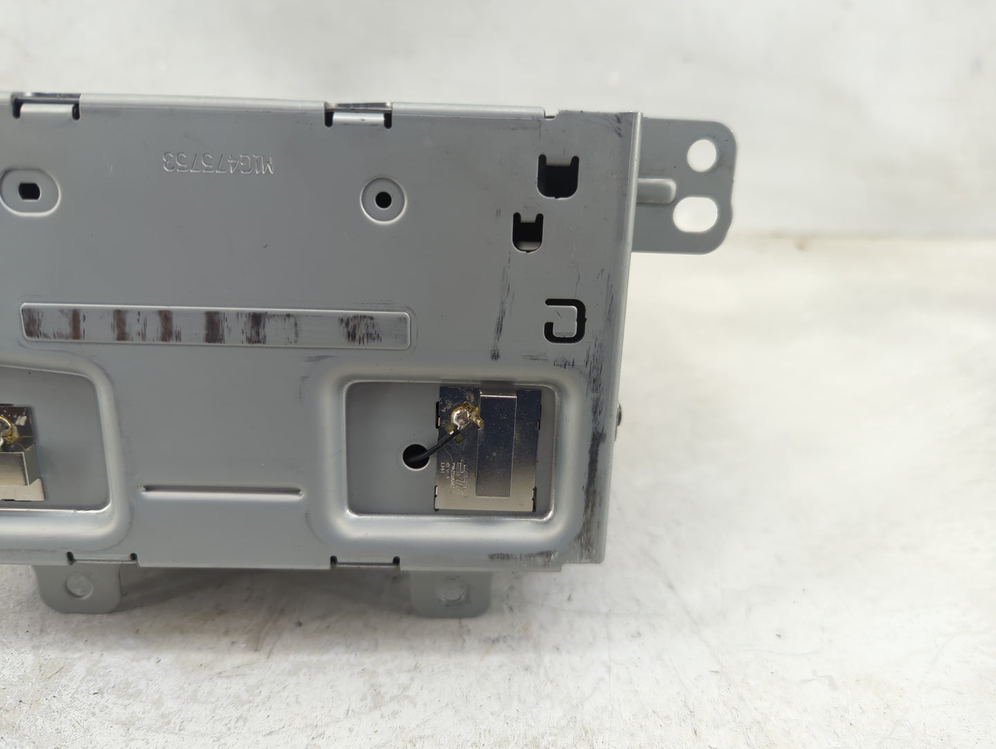 2014-2015 Chevrolet Camaro Radio AM FM Cd Player Receiver Replacement P/N:23447568 Fits Fits 2014 2015 2016 2017 OEM Used Au
