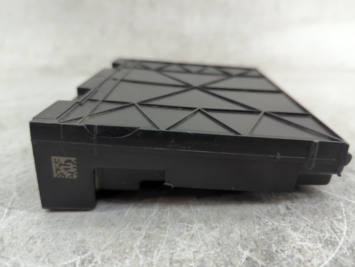 2014-2015 Chevrolet Camaro Body Control Module Bcm Inner Cabin Fuse Box - Oemusedautoparts1.com