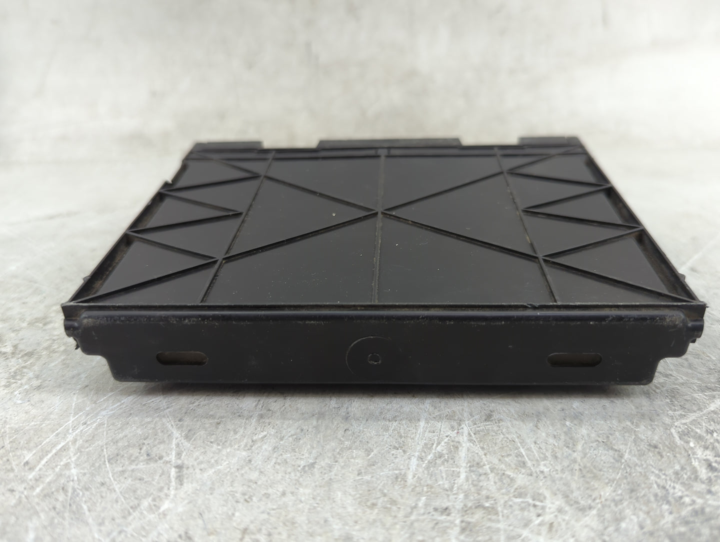 2014-2015 Chevrolet Camaro Body Control Module Bcm Inner Cabin Fuse Box - Oemusedautoparts1.com