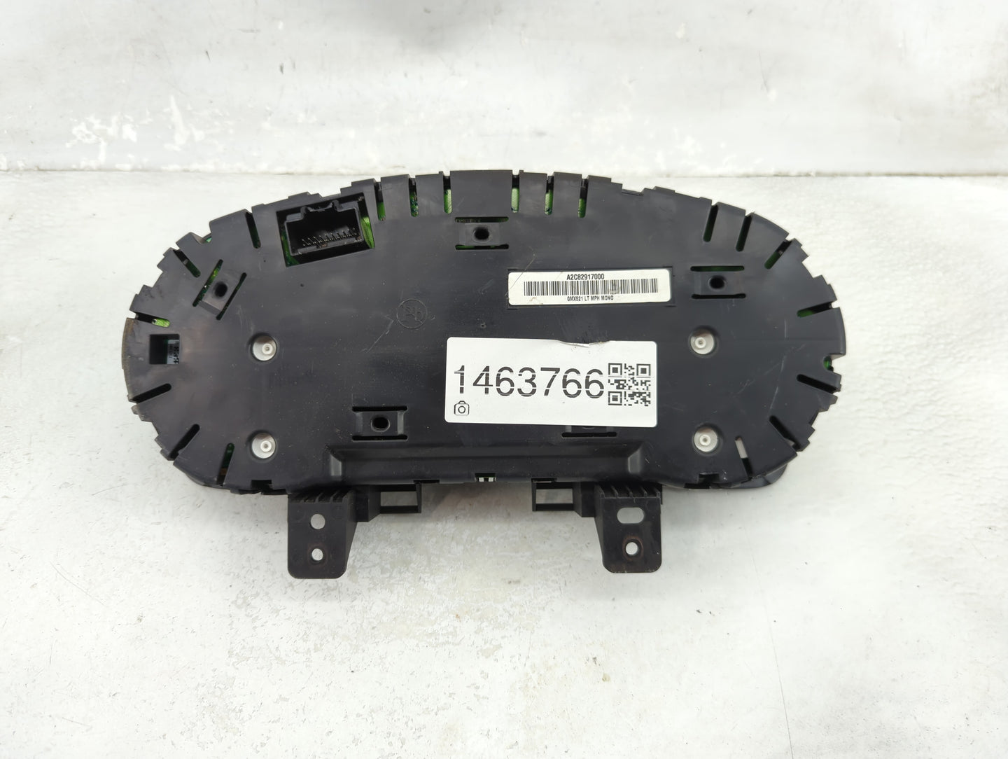 2014-2015 Chevrolet Camaro Instrument Cluster Speedometer Gauges P/N:A2C82917000 GMX521 Miles:54K Fits Fits 2014 2015 OEM Us