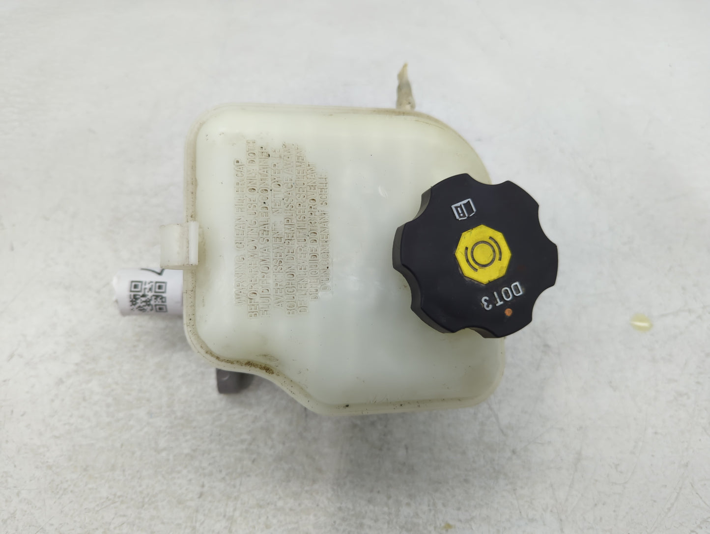 2010-2015 Chevrolet Camaro Brake Master Cylinder - Oemusedautoparts1.com