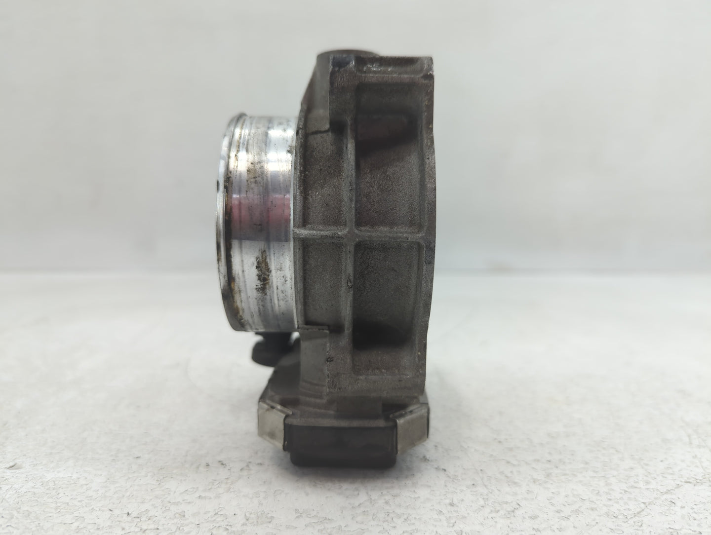 2012-2015 Chevrolet Camaro Throttle Body P/N:12670981AA Fits Fits 2012 2013 2014 2015 2016 2017 2018 2019 2020 2021 2022 OEM