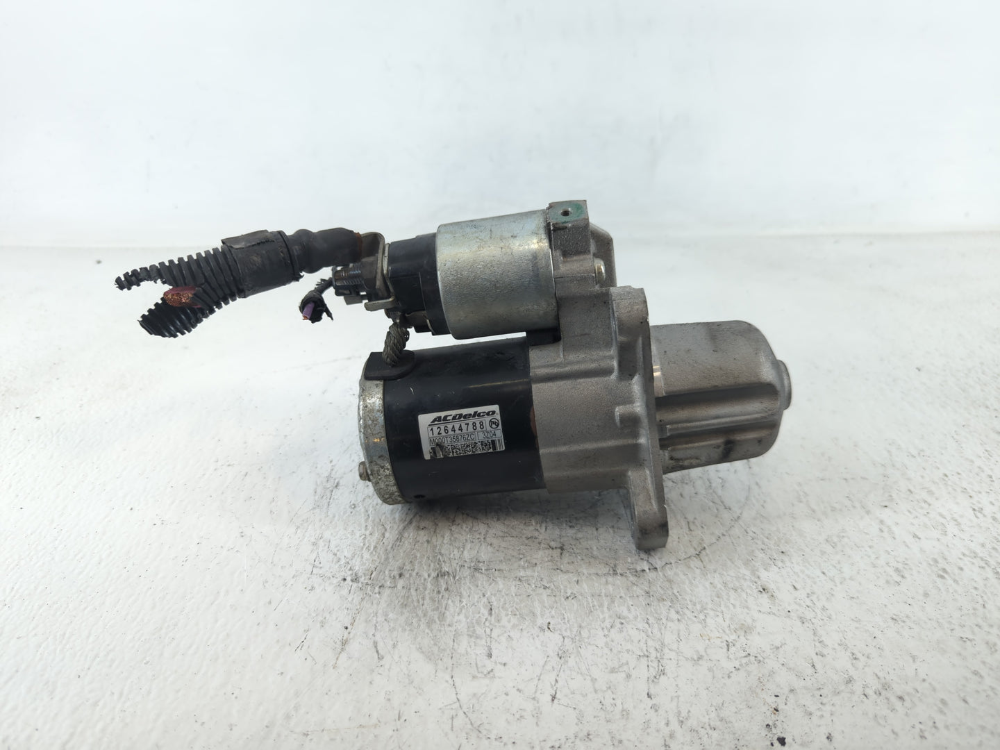 2010-2015 Chevrolet Camaro Car Starter Motor Solenoid OEM P/N:M000T35876ZC 12644788 Fits OEM Used Auto Parts - Oemusedautopa