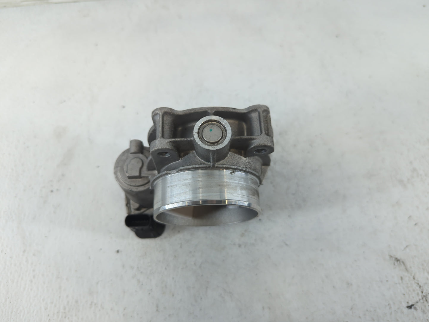 2012-2015 Chevrolet Camaro Throttle Body P/N:12632172BA Fits Fits 2012 2013 2014 2015 2016 2017 2018 2019 2020 2021 2022 OEM