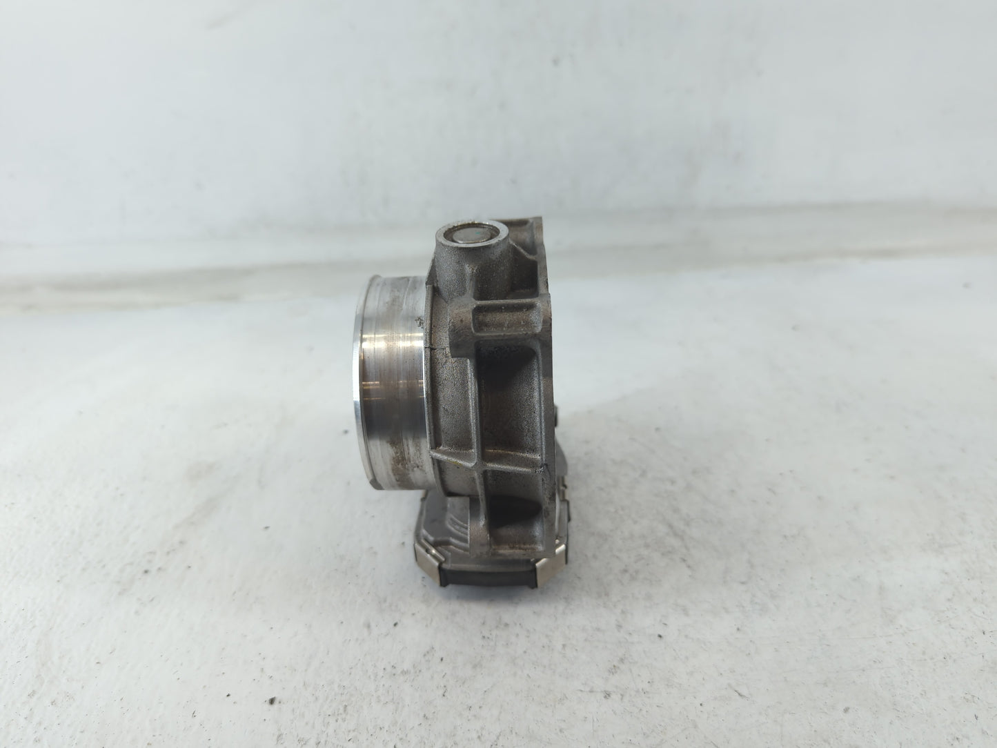 2012-2015 Chevrolet Camaro Throttle Body P/N:12632172BA Fits Fits 2012 2013 2014 2015 2016 2017 2018 2019 2020 2021 2022 OEM
