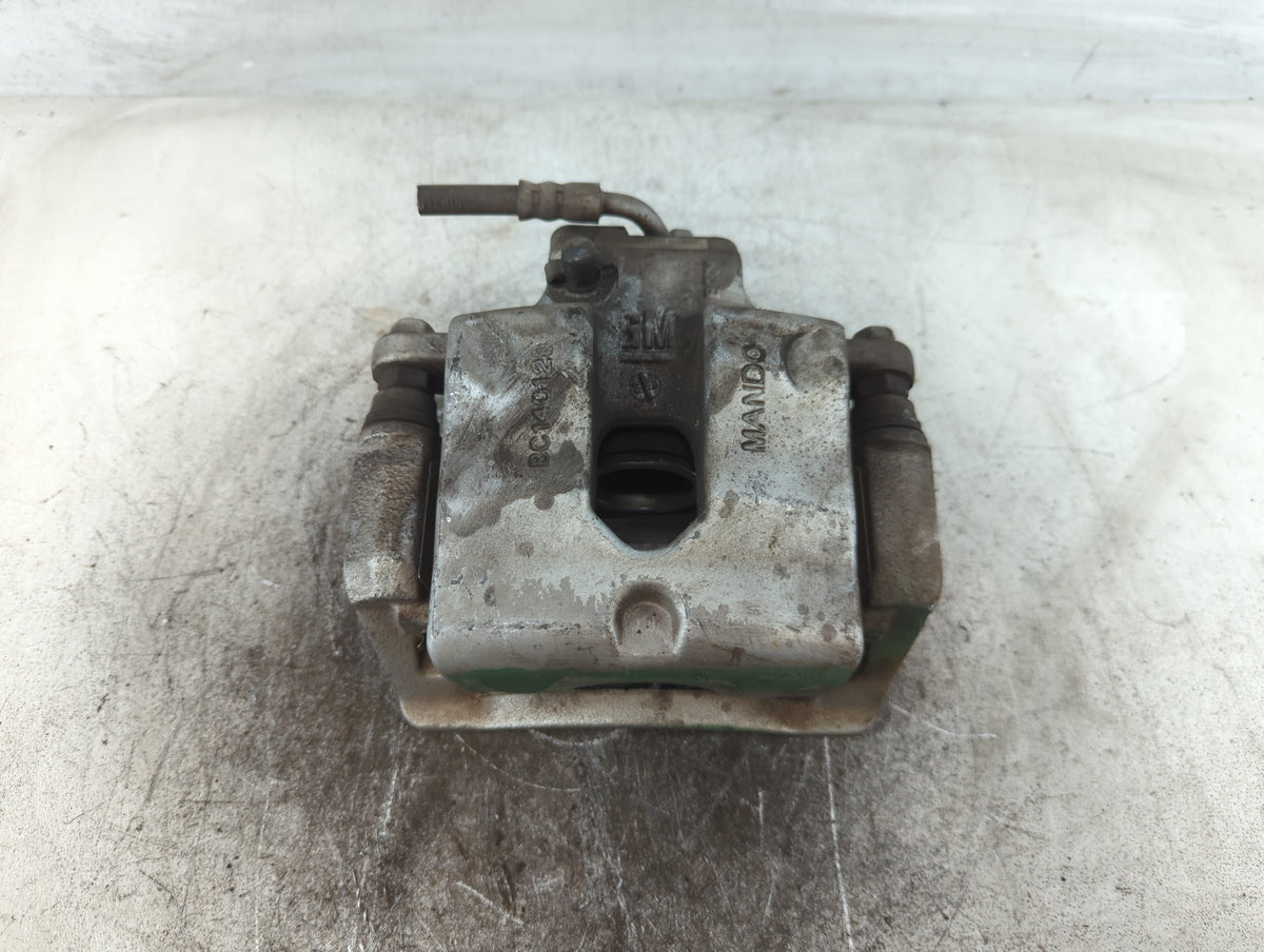 2010-2015 Chevrolet Camaro Front Driver Left Brake Caliper 699648 - Oemusedautoparts1.com