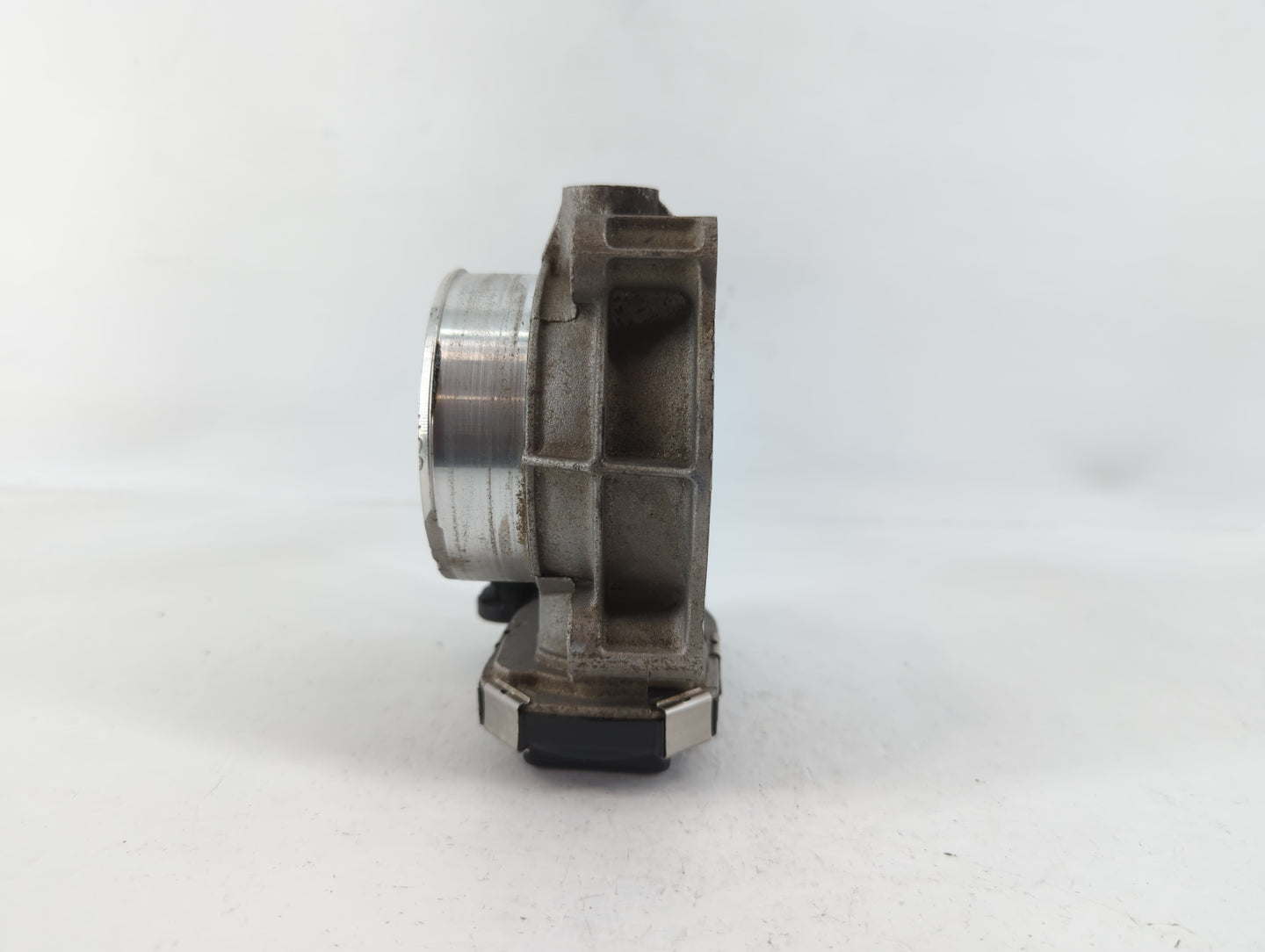 2012-2015 Chevrolet Camaro Throttle Body P/N:12632172BA Fits Fits 2012 2013 2014 2015 2016 2017 2018 2019 2020 2021 2022 OEM