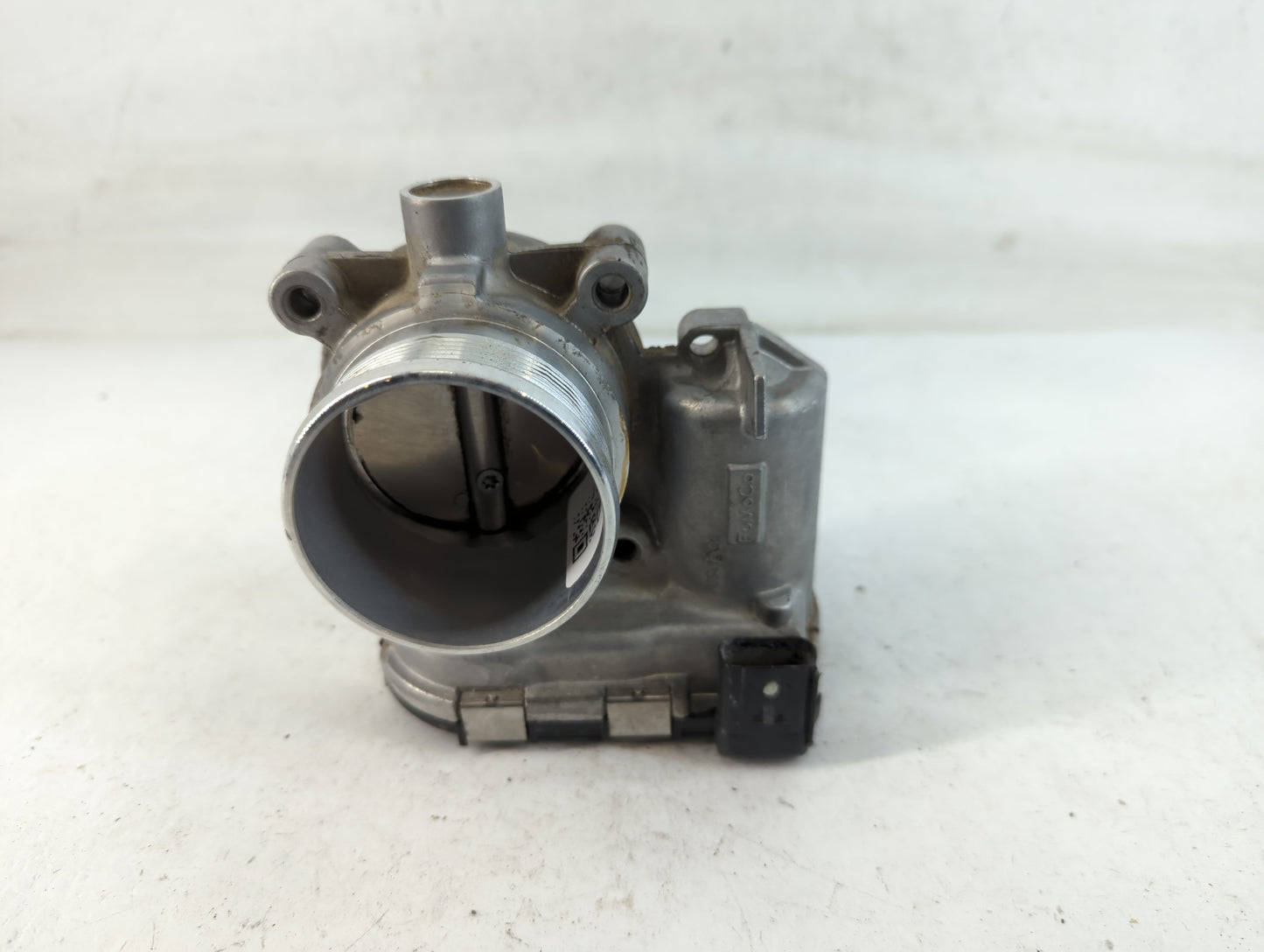 2012-2015 Chevrolet Camaro Throttle Body P/N:DS7E-9F991-BB 12632172BA Fits OEM Used Auto Parts - Oemusedautoparts1.com