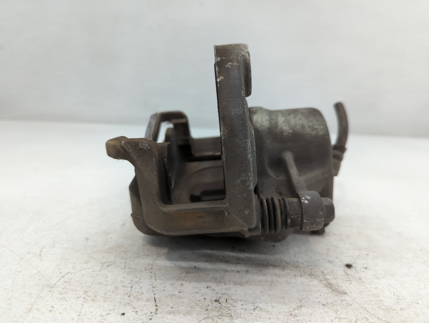 2010-2015 Chevrolet Camaro Front Passenger Right Brake Caliper - Oemusedautoparts1.com