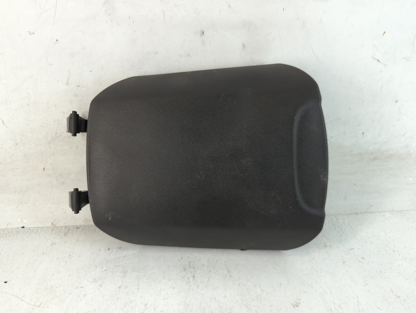2014 Chevrolet Camaro Center Console Armrest Cover Lid Fits OEM Used Auto Parts - Oemusedautoparts1.com