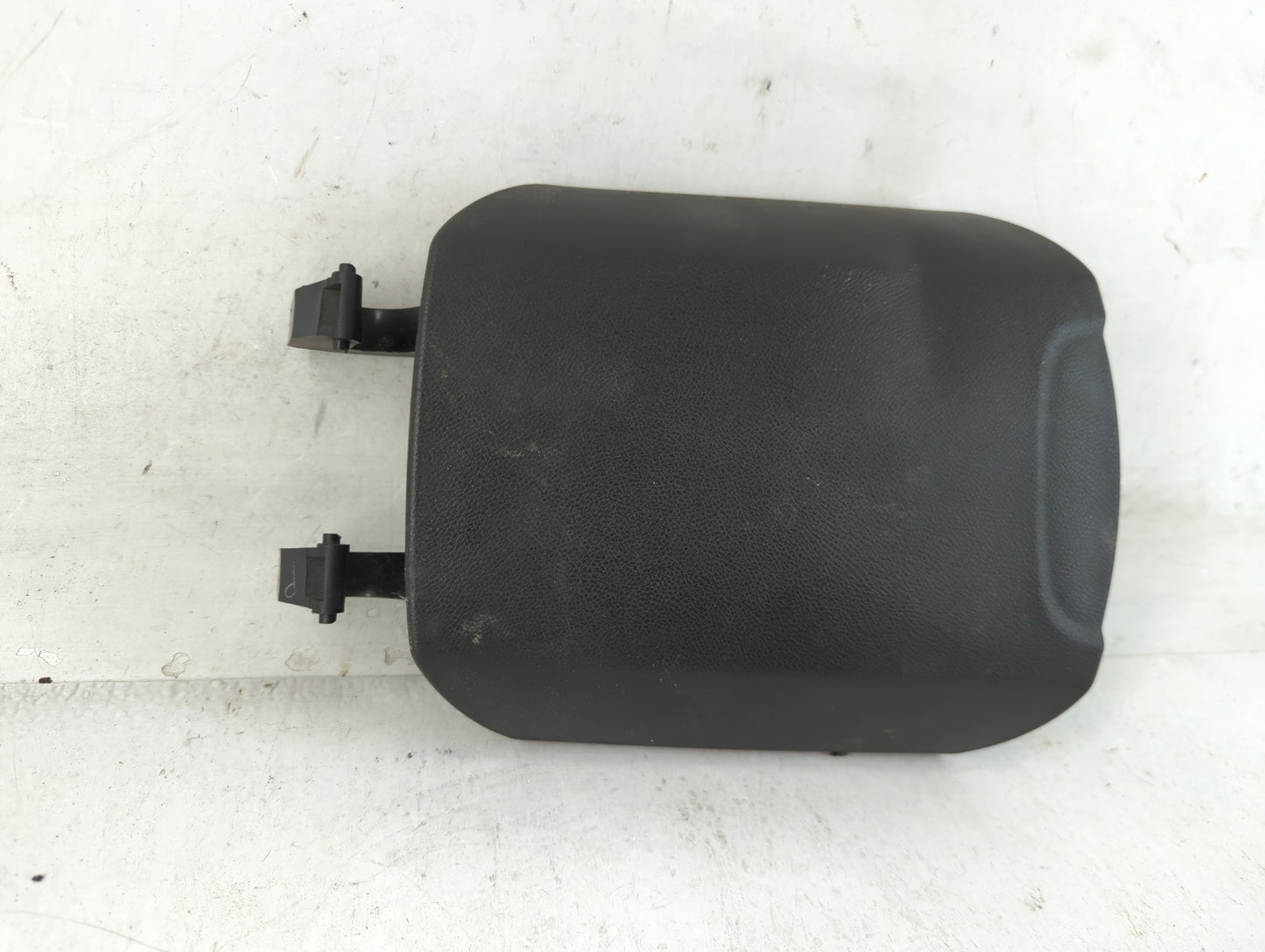 2014 Chevrolet Camaro Center Console Armrest Cover Lid Fits OEM Used Auto Parts - Oemusedautoparts1.com
