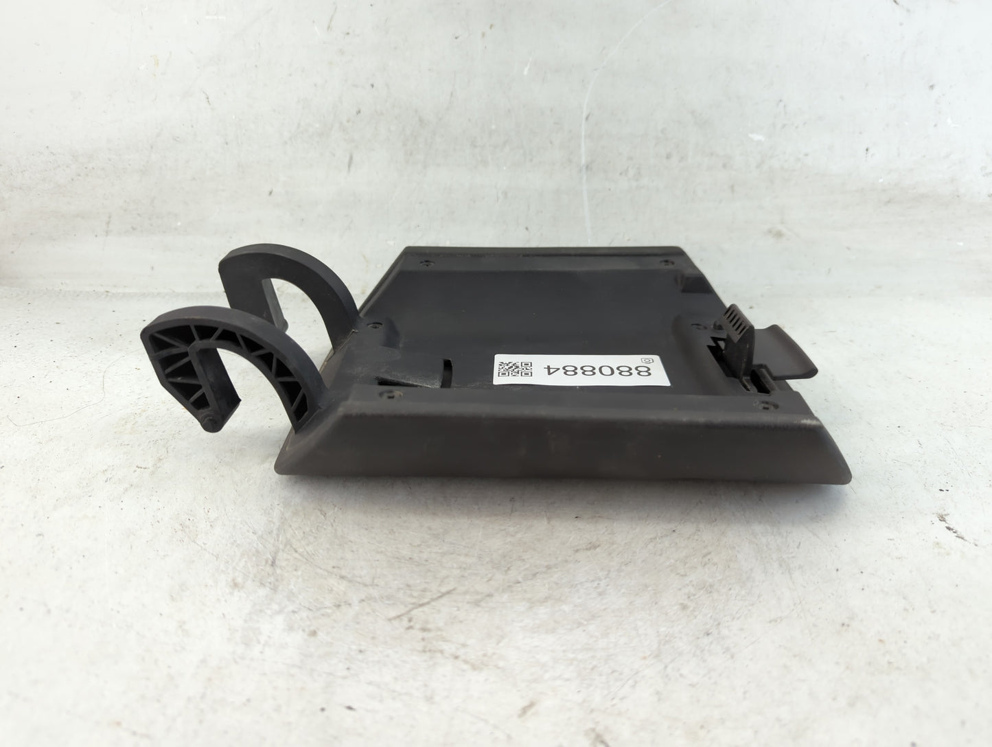 2014 Chevrolet Camaro Center Console Armrest Cover Lid Fits OEM Used Auto Parts - Oemusedautoparts1.com
