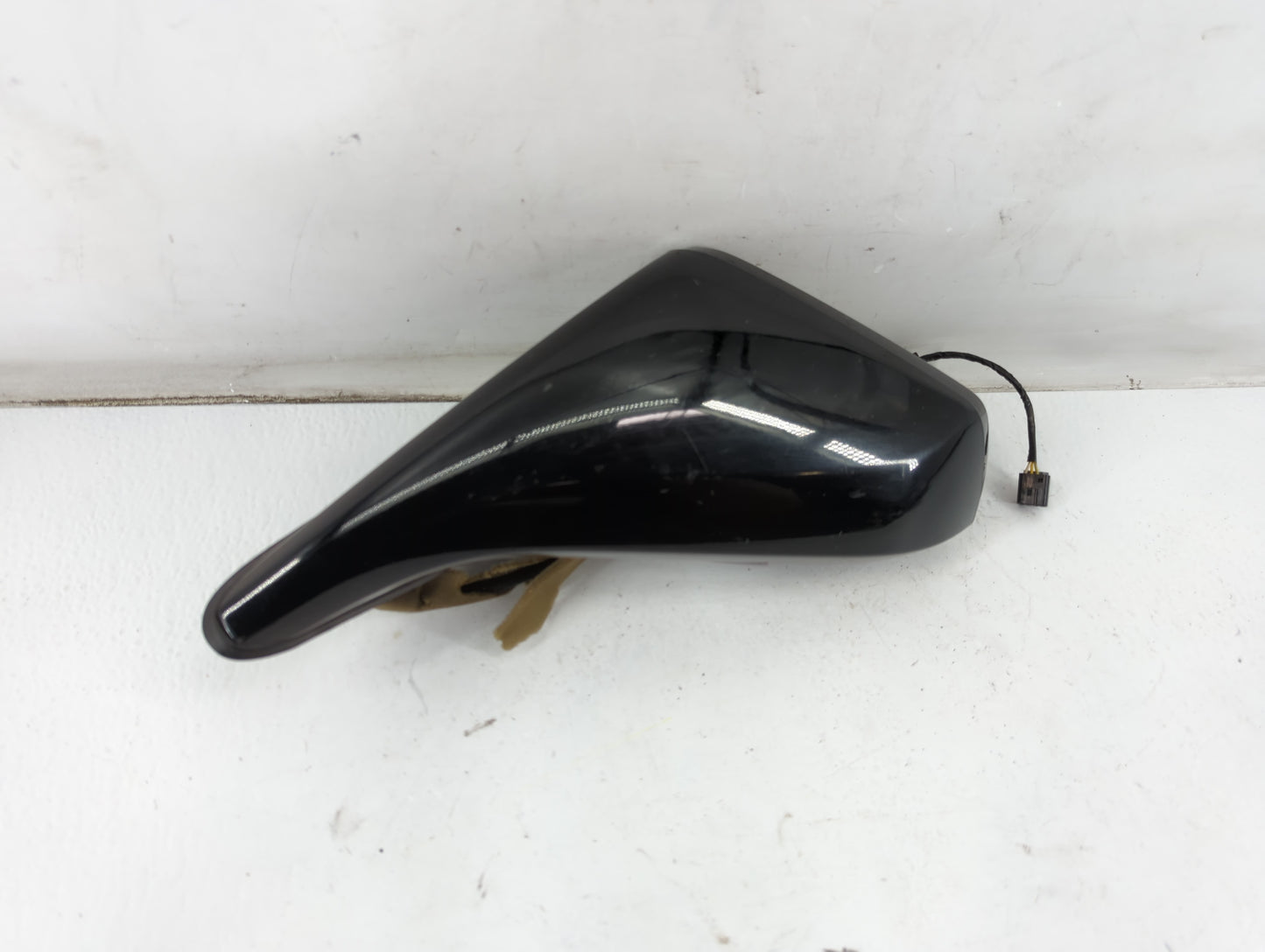 2010-2015 Chevrolet Camaro Driver Side View Mirror - Left Door Mirror OEM Used - Oemusedautoparts1.com