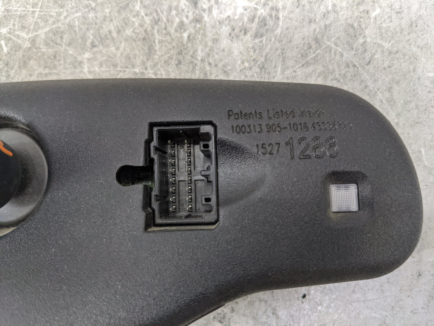 2013-2015 Chevrolet Captiva Interior Rear View Mirror Replacement OEM P/N:025898 GNTX-511 Fits OEM Used Auto Parts - Oemused