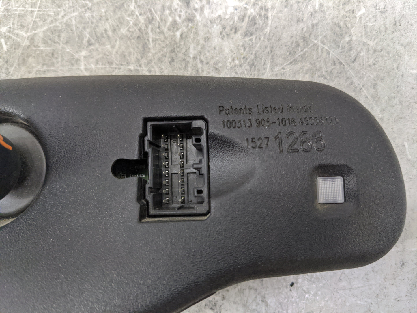 2013-2015 Chevrolet Captiva Interior Rear View Mirror Replacement OEM P/N:025898 GNTX-511 Fits OEM Used Auto Parts - Oemused