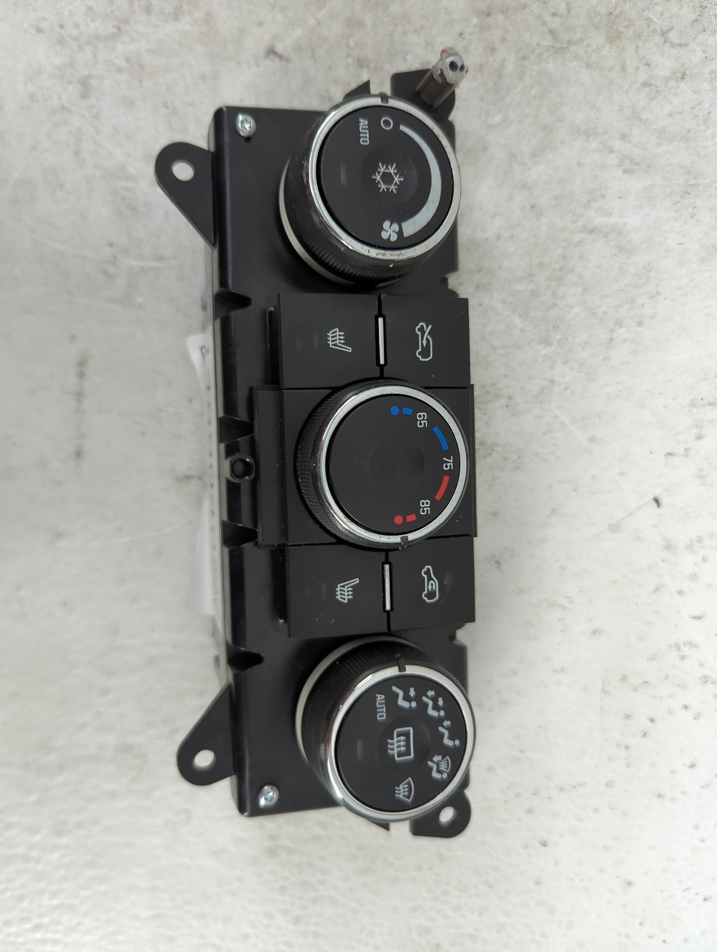 2013-2015 Chevrolet Captiva Climate Control Module Temperature AC/Heater Replacement P/N:23111247 GMT311CC07P Fits OEM Used 