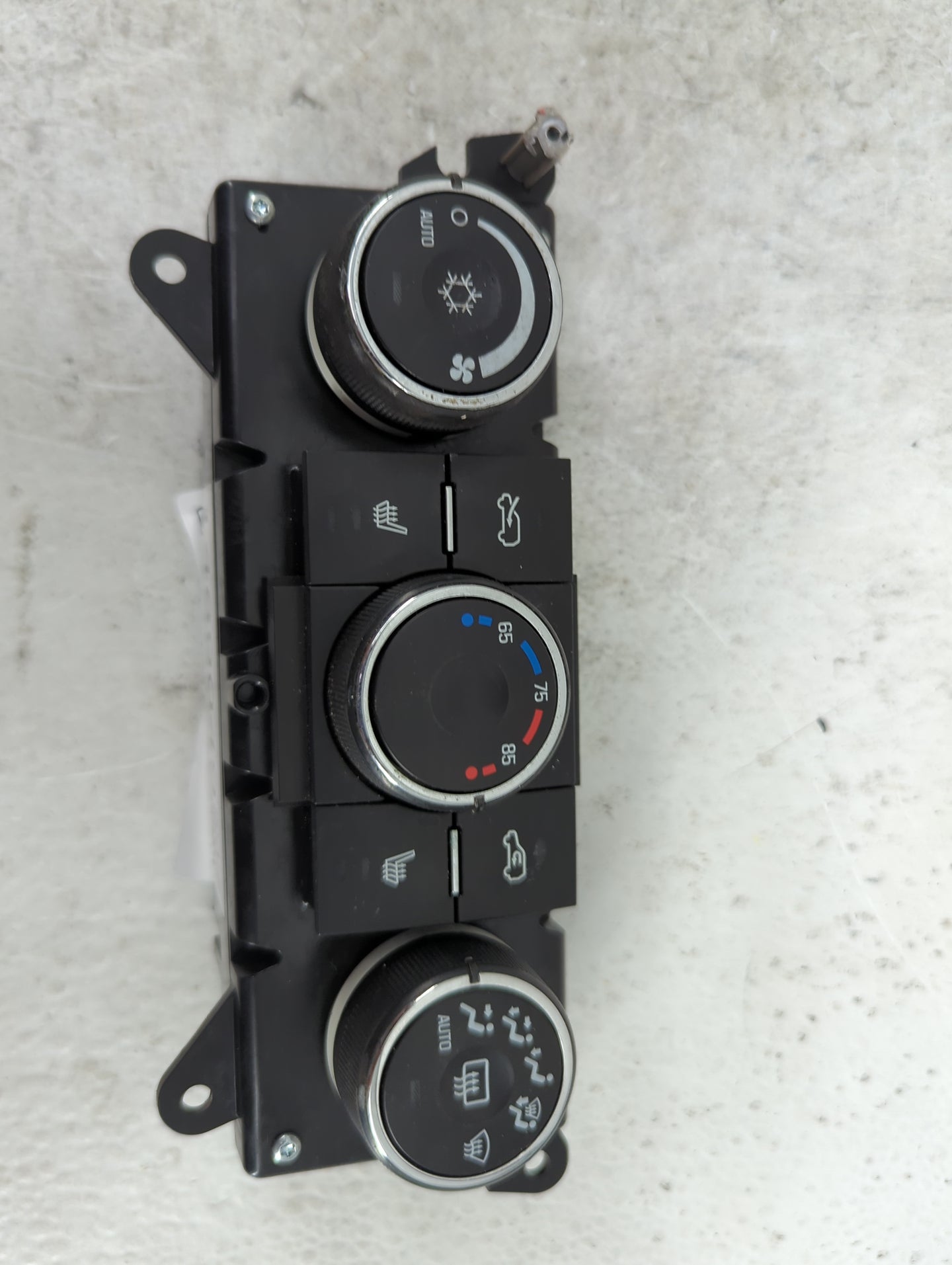 2013-2015 Chevrolet Captiva Climate Control Module Temperature AC/Heater Replacement P/N:23111247 GMT311CC07P Fits OEM Used 