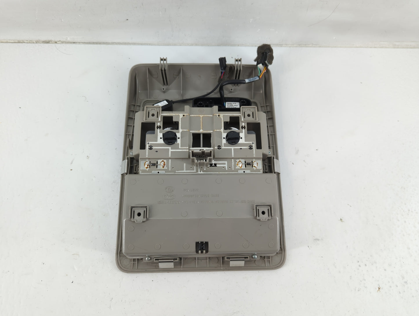 2014 Chevrolet Captiva Sport Overhead Roof Console - Oemusedautoparts1.com