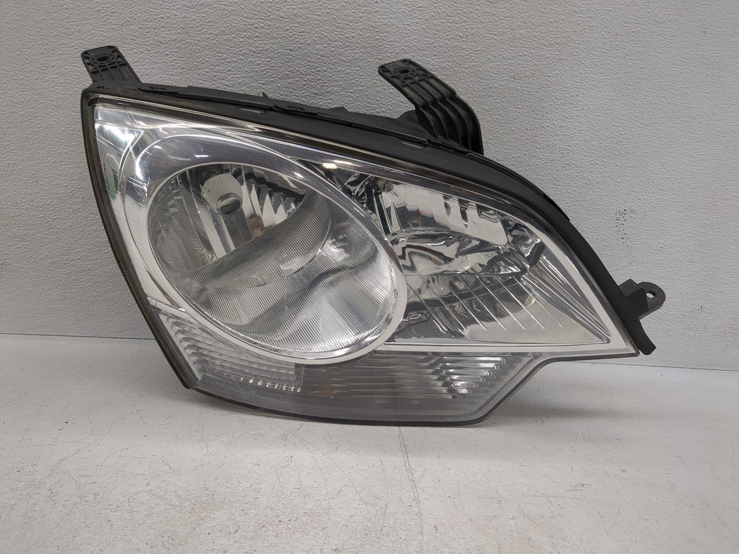 2012 Captiva Sport Passenger Right Oem Head Light Headlight Lamp - Oemusedautoparts1.com