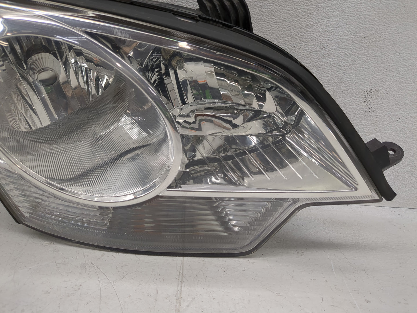 2012 Captiva Sport Passenger Right Oem Head Light Headlight Lamp - Oemusedautoparts1.com