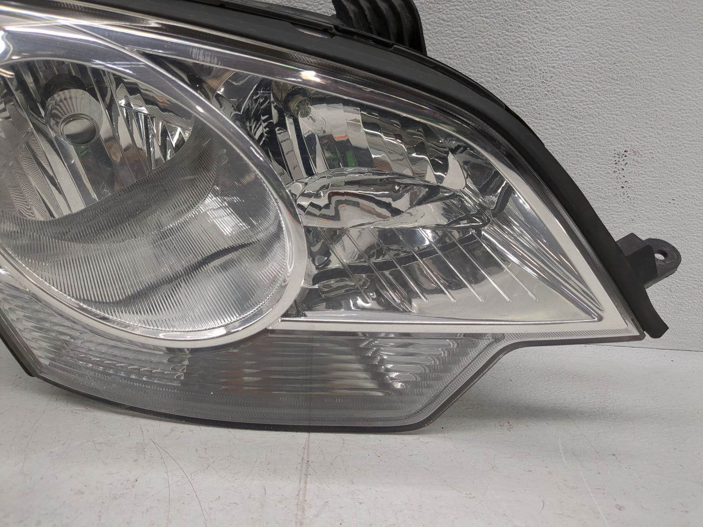 2012 Captiva Sport Passenger Right Oem Head Light Headlight Lamp - Oemusedautoparts1.com