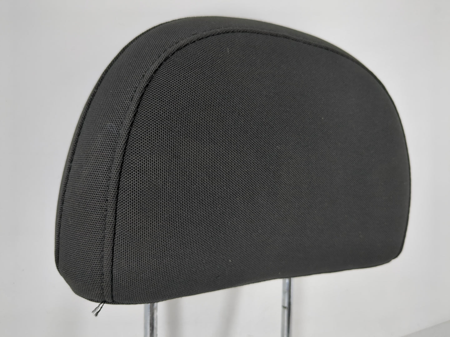 2012-2015 Chevrolet Captiva Sport Headrest Head Rest Rear Seat Fits Fits 2012 2013 2014 2015 OEM Used Auto Parts - Oemusedau