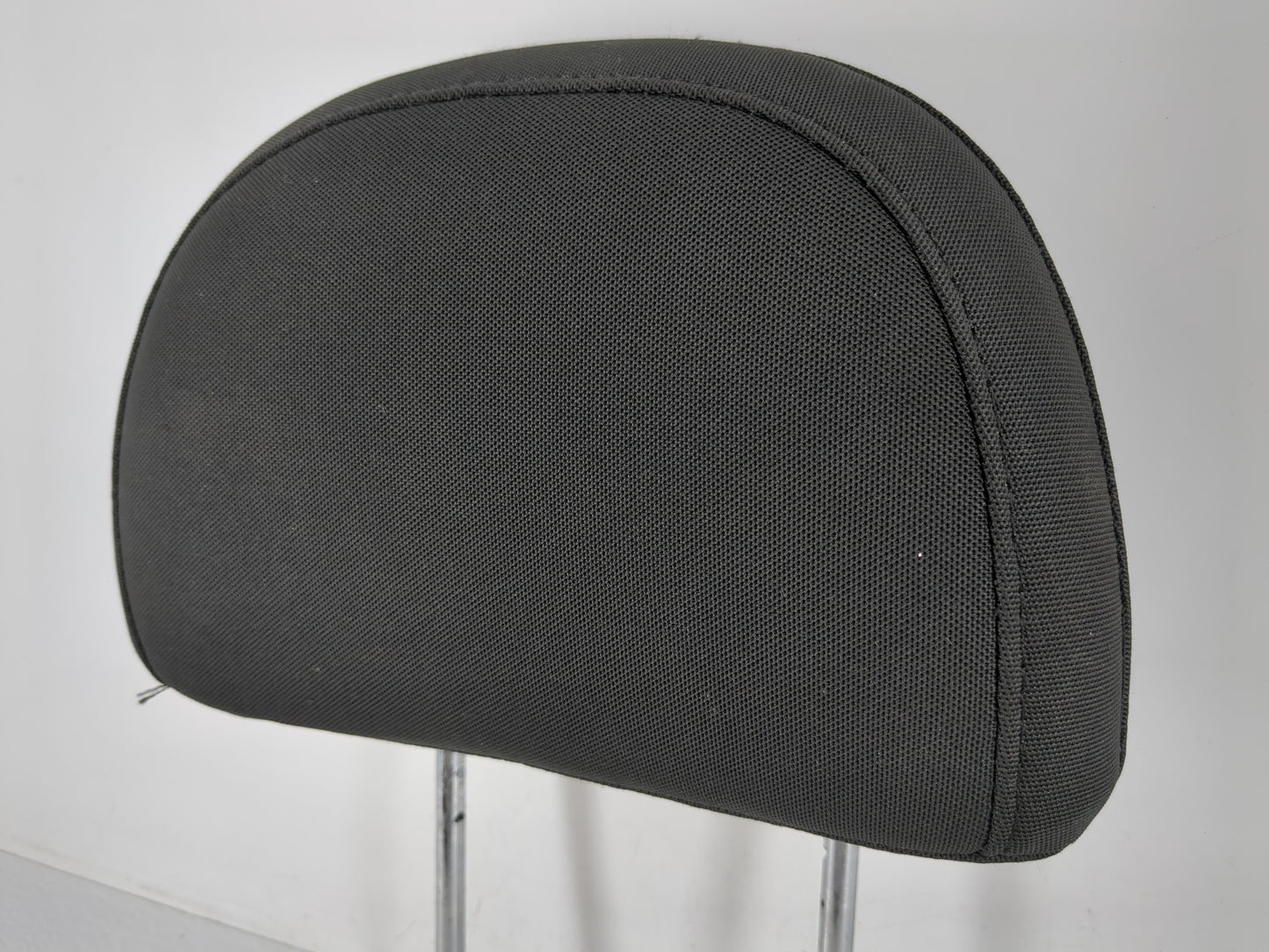 2012-2015 Chevrolet Captiva Sport Headrest Head Rest Rear Seat Fits Fits 2012 2013 2014 2015 OEM Used Auto Parts - Oemusedau