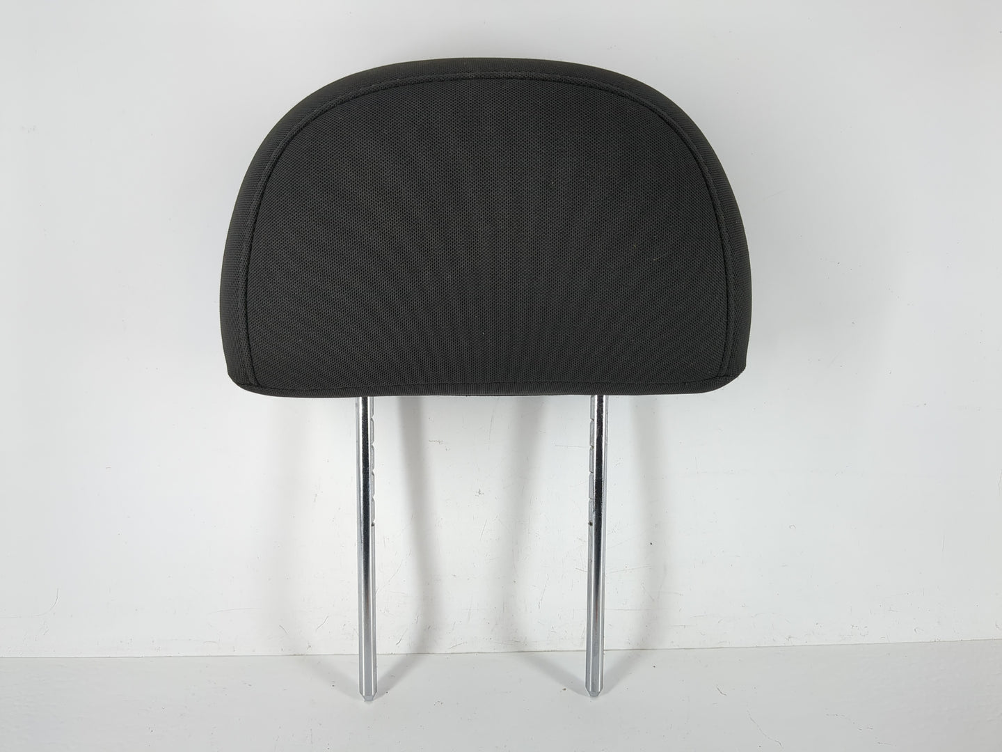 2012-2015 Chevrolet Captiva Sport Headrest Head Rest Rear Seat Fits Fits 2012 2013 2014 2015 OEM Used Auto Parts - Oemusedau